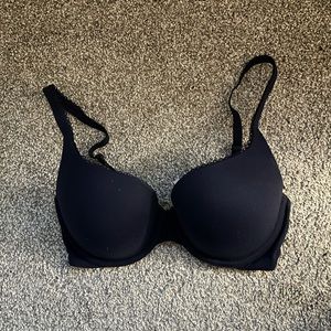 NEW Victoria Secret Navy Bra ✨
